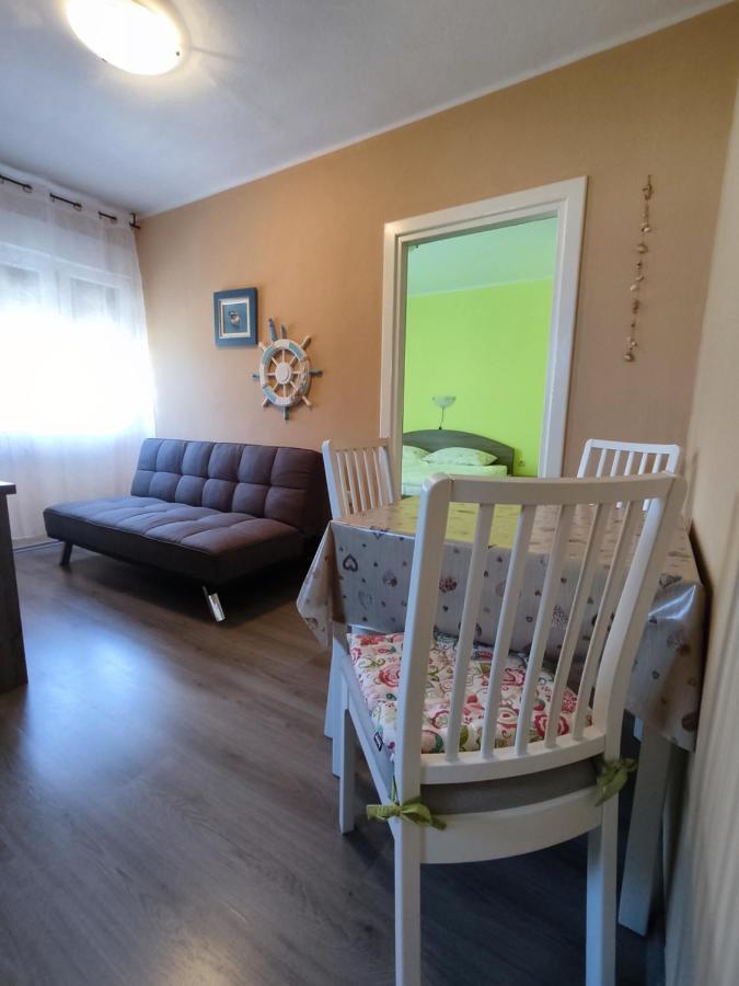 Apartments Jaska 苏佩塔斯卡德拉加 外观 照片