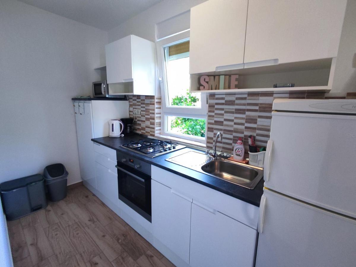 Apartments Jaska 苏佩塔斯卡德拉加 外观 照片