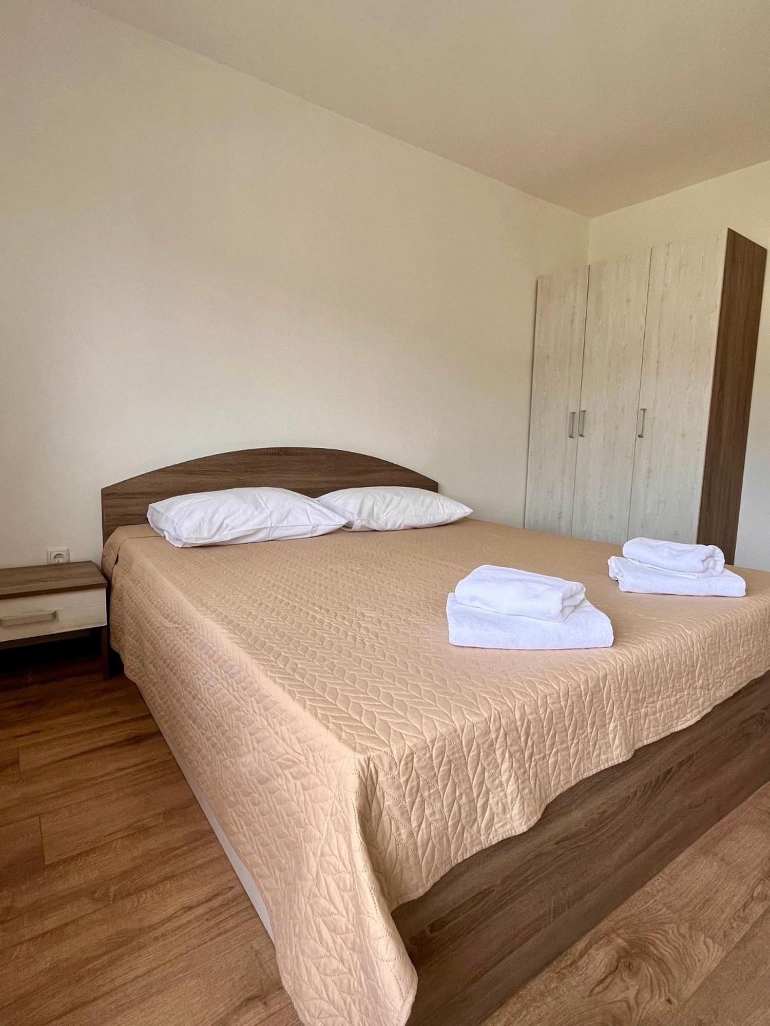 Apartments Jaska 苏佩塔斯卡德拉加 外观 照片